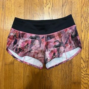 EUC Lululemon Speed Up Shorts 2.5”
